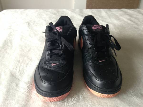 NIKE AIR FORCE 1 LOW 黒　ピンク ナイキ フォース
