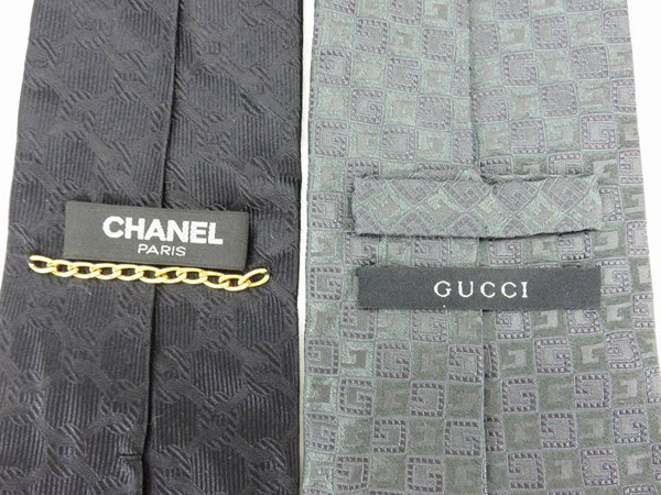 【美品】 CHANEL シャネル ココマーク 総柄 ホワイト系 ネクタイ □美品□希少デザイン□CHANEL シャネル ネクタイ カメリア ココマーク