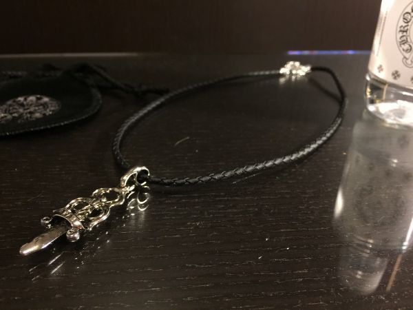 ダガーチャームネックレス/レザー★クロムハーツファン必見