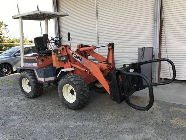 クボタ タイヤショベル ロールグラブ RA400 牧草 ホイルローダー (農業