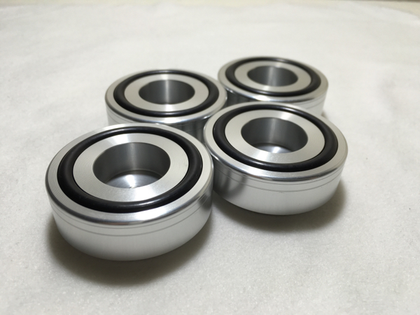 アルミ削り出しインシュレーター4個セットBタイプ 44シルバー