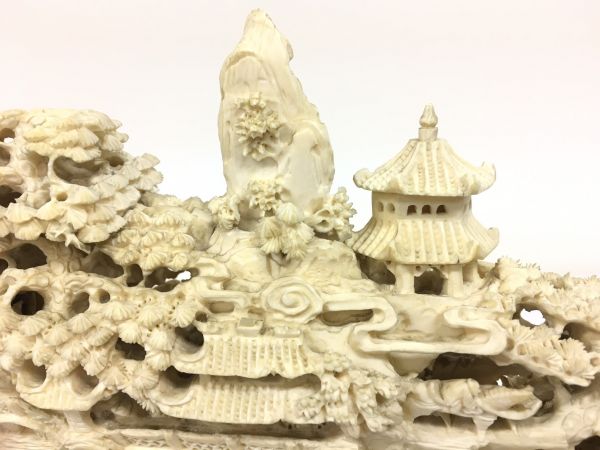 象牙風 彫刻 置物 木製台座付き 約82cm 4oz1767 □ 【公式通販】