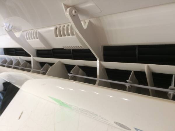 シャープ，AY-A22SD，エアコン，2.2kw，6畳用，2011年製，内部洗浄済，1