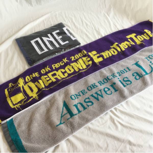 Ha 3枚set ワンオク ツアータオル One Ok Rock 09 11 16 コンサートグッズ タレントグッズ 売買されたオークション情報 Yahooの商品情報をアーカイブ公開 オークファン Aucfan Com