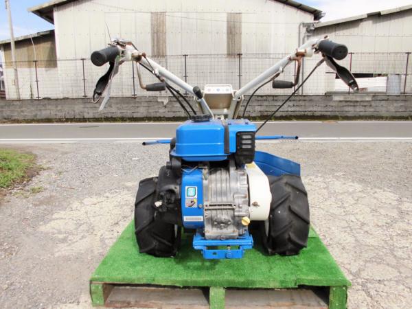 オーレック 自走式草刈機 牧草モア BM90 芝刈機 畜産 農場 九州発 