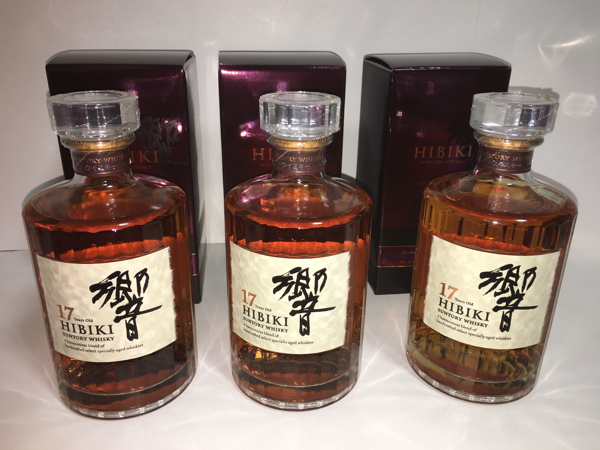 酒 サントリー響17年 700ml 箱、マイレージ付き