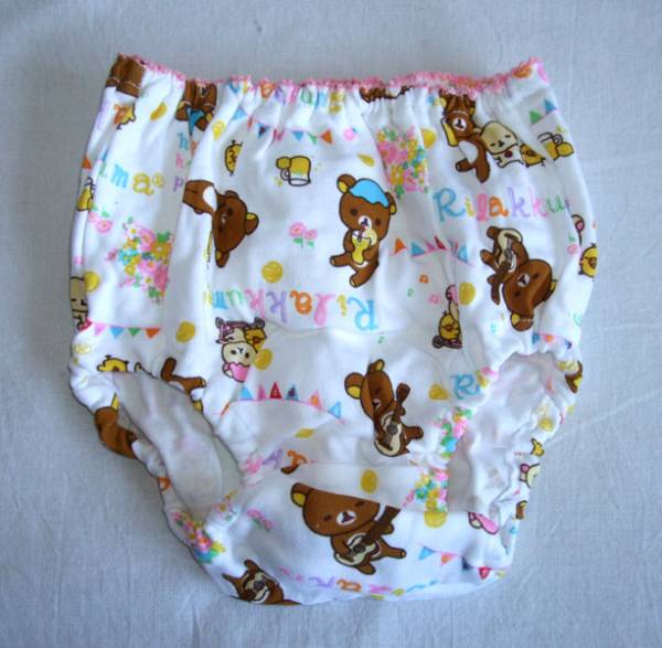 ◎新品未使用♪リラックマ【Rilakkuma】白色総柄 パンツ ショーツ/120 