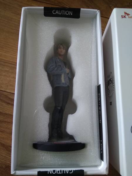 センイルチュッカヘ♡10月13日は防弾少年団（BTS）ジミンの誕生日 防弾少年団 ☆韓国 JIMIN ジミン SK telecom フィギュア 当選品 JIMIN ジミン