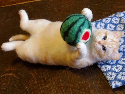 saf 猫 デブ猫 スイカ 夏 茶トラ 羊毛フェルト ハンドメイド(羊毛 
