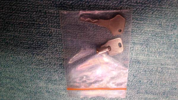 美品 パチスロ　ツインエンジェル3　実機 コイン不要機仕様 設定キー＆ドアキー付