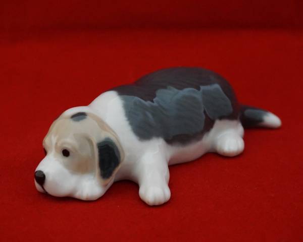 即決 2015年 ロイヤルコペンハーゲン ビーグル 犬のフィギュリン 置物