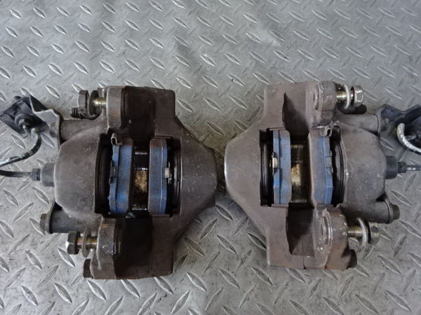 日産 BNR32 HCR32 リアキャリパー 中古左右 ステンメッシュホース