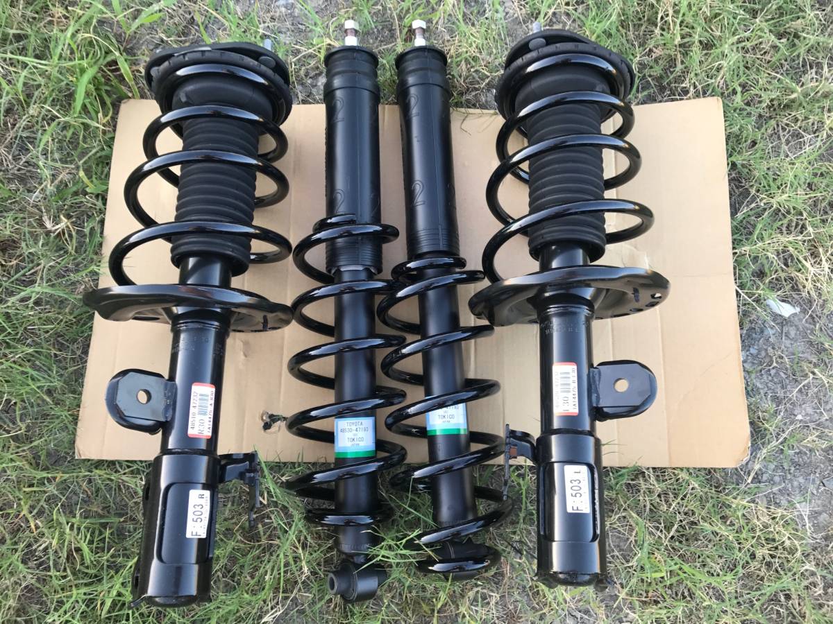 ★プリウスα純正【新車外し】サスペンション一式★