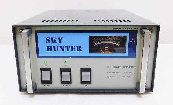 リニアアンプ スカイハンター SKY HUNTER TW-1600/800 リニアアンプ(アクセサリ