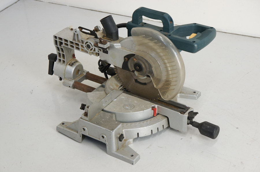 ☆メーカー型番不明☆卓上スライド丸のこ☆動作品☆997v03