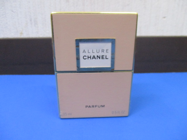 CHANEL ALLURE PARFUM 15ml シャネル アリュール パルファム(シャネル)｜売買されたオークション情報、yahooの商品情報をアーカイブ公開 - オークファン シャネル