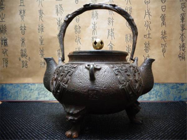 鉄瓶 龍文 煎茶道具 龍文堂 龍文堂造 時代物 提手銀象嵌斑紫銅蓋山水図