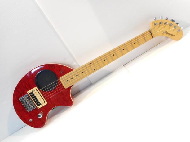 FERNANDES エレキギター 赤 ゾウさんギター ZO-3GF 希少 Amazon