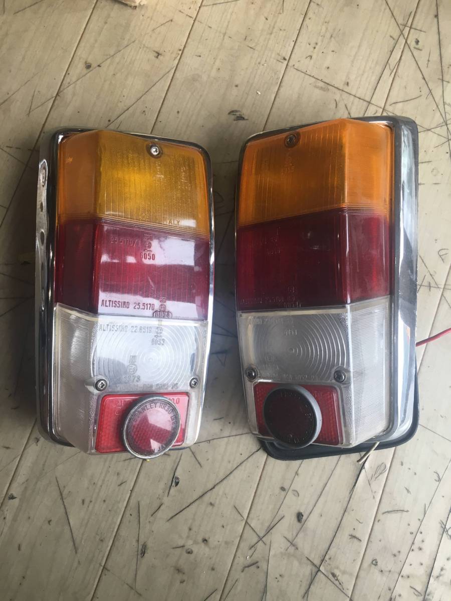 イノチェンティー テールレンズ ローバーミニに装着可