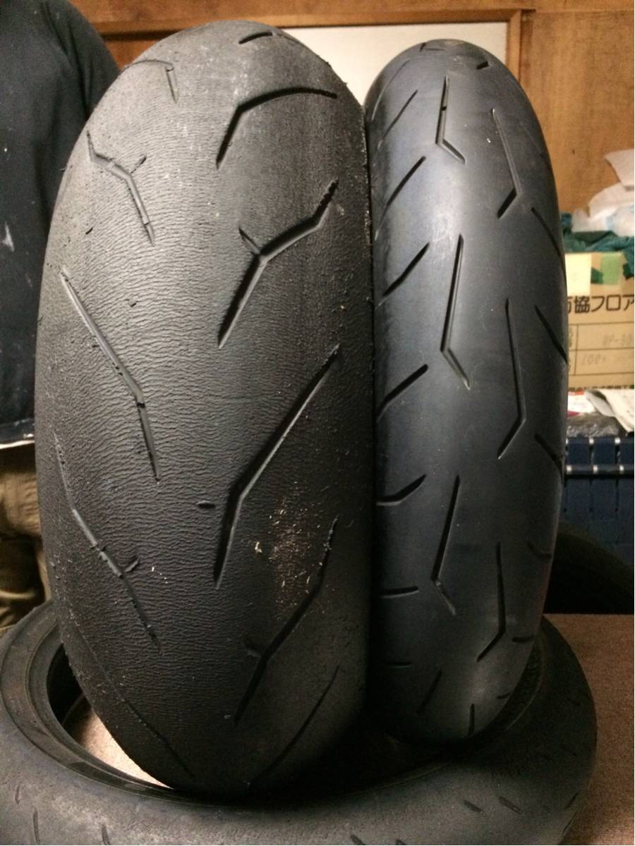 オートバイ ピレリ ディアブロロッソコルサ 4 120/70 ZR17 190/55 ZR17