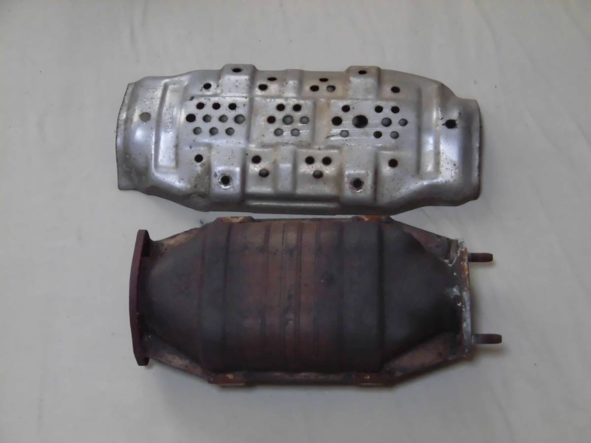 カバー付き BCNR33 スカイラインGT-R 純正メタル触媒 BNR32 RB26 RB25