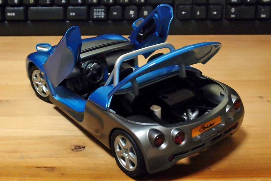 1/18 ルノー スポーツ スパイダー 1996 イエロー Renault SS renault