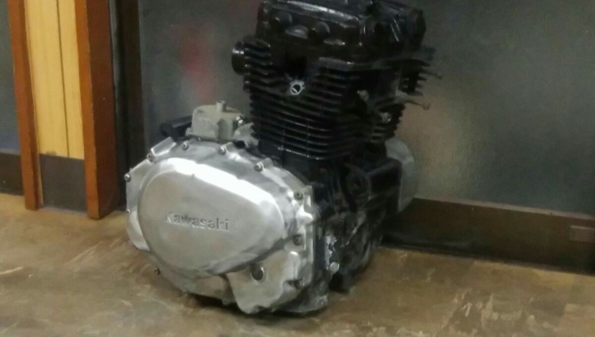 Z250FT 前期　ポイント　レリーズ左　エンジン　GPZ250 z250ltd 外装　シート　マフラー