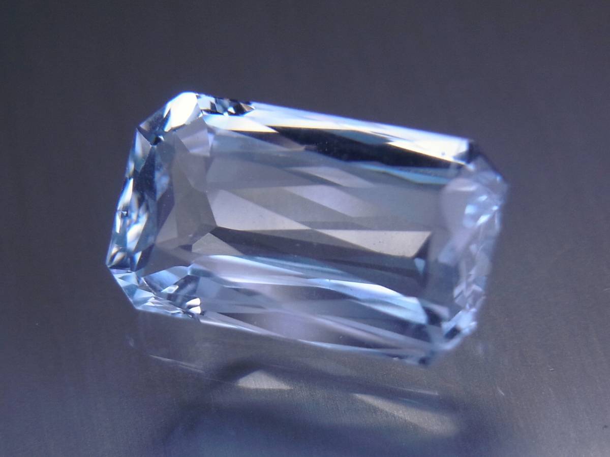 《Gem Force》選別品！パイライトインターコイズ 59.25CT ルース