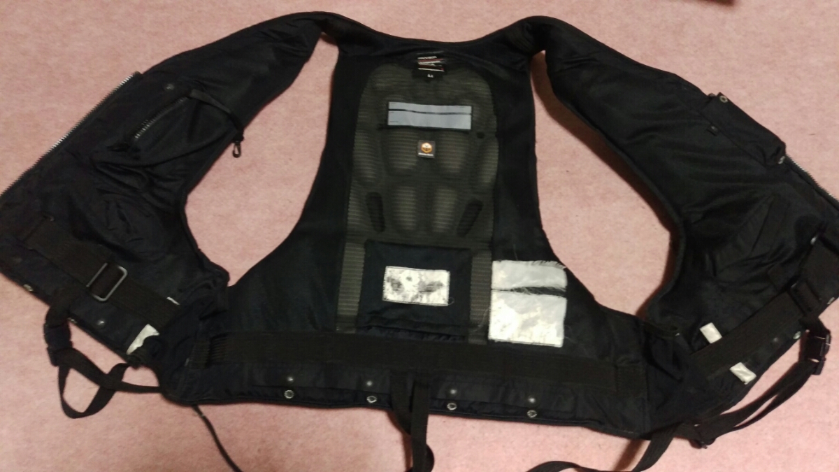 ダイワ　PROVISOR　TOURNAMENT　フローティングジャケット　LL　中古_3