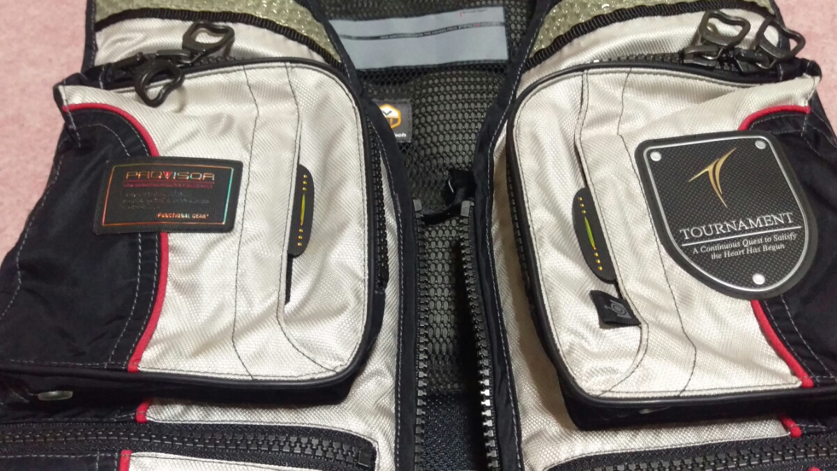 ダイワ　PROVISOR　TOURNAMENT　フローティングジャケット　LL　中古_5