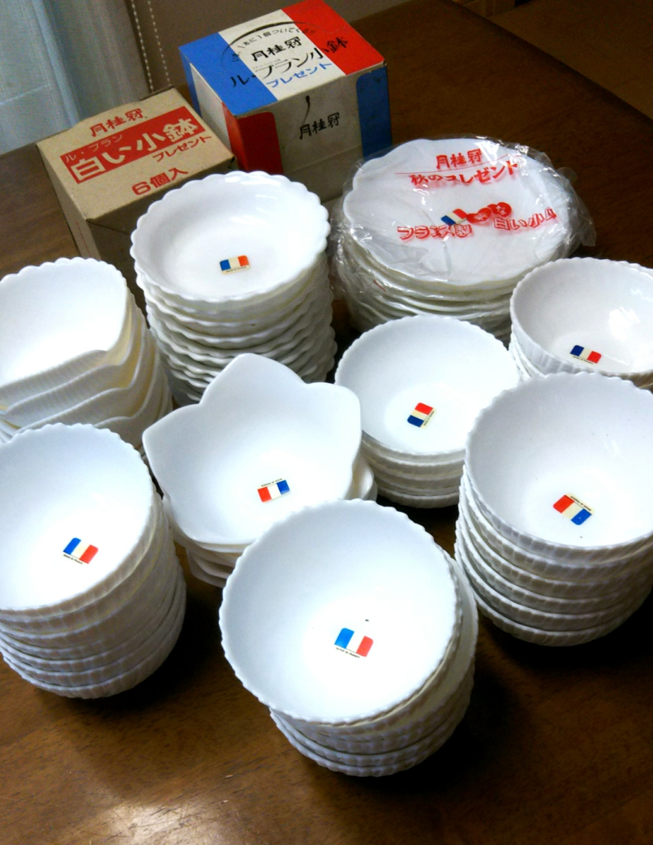 ■未使用 ●まとめて62枚！！■ル・ブラン 【白い小鉢 皿】