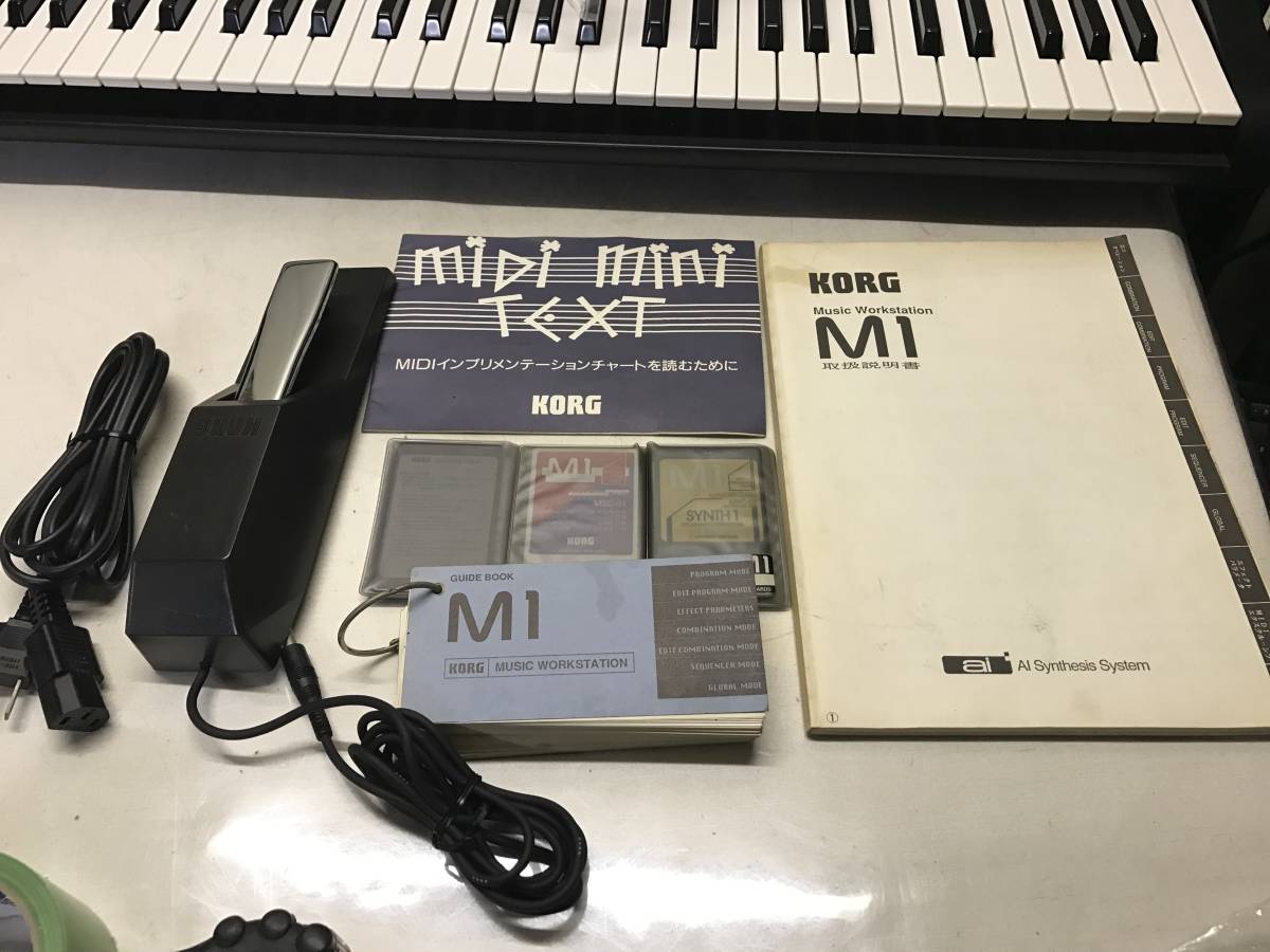 ジャンク扱い キーボード 付属品多数]KORG M1