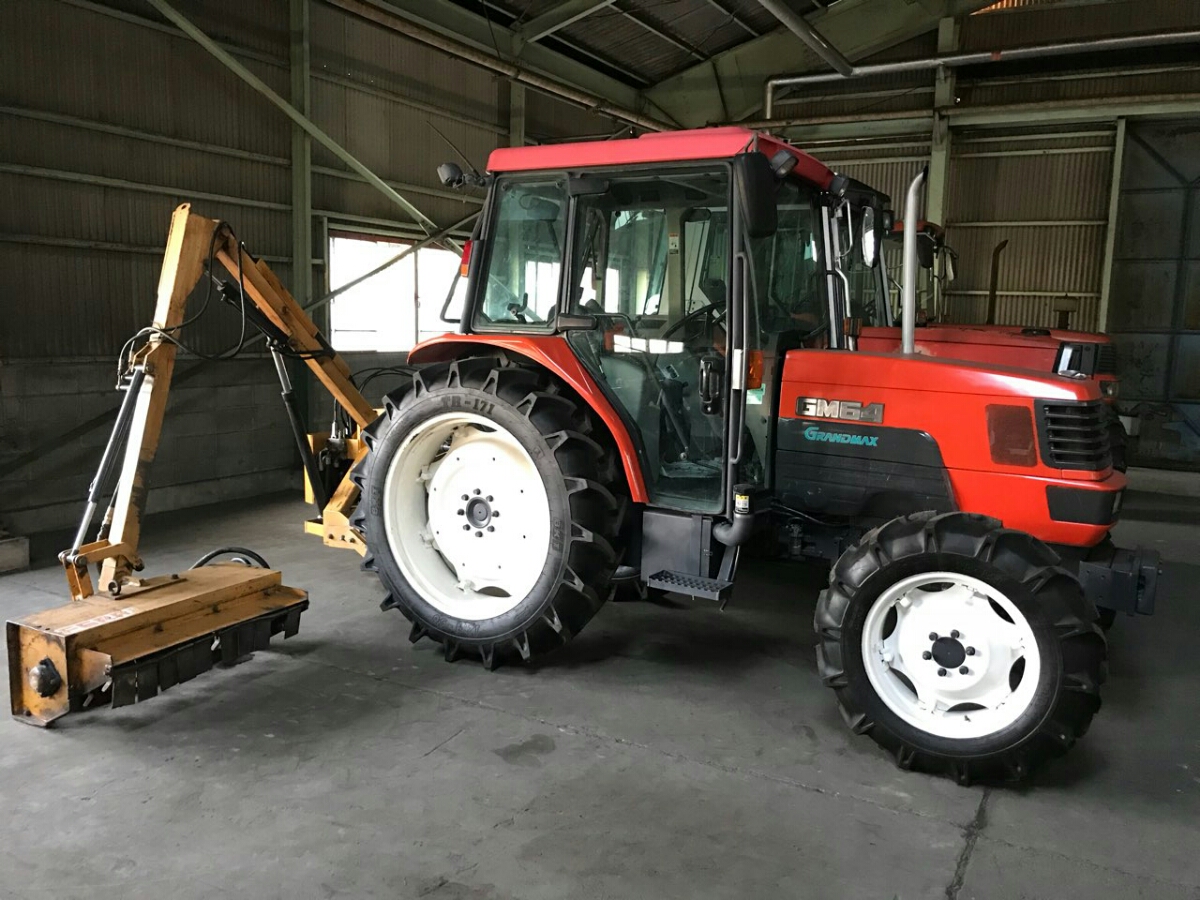 クボタ－GM64中古トラクタ外部油圧付き!!純正のロータリーあり