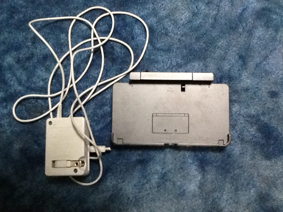 ニンテンドー3DS LL 青 充電器付き 任天堂3DS LL\u00263DS ジャンク 