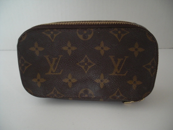 LOUIS VUITTON ポーチトゥルース・ブラッシュ PM ルイヴィトン/ポーチ