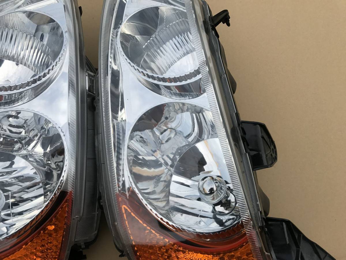 C9/ JB3/JB4ライフ ダンク純正ヘッドライト左右KOITO 100-22383 JB3