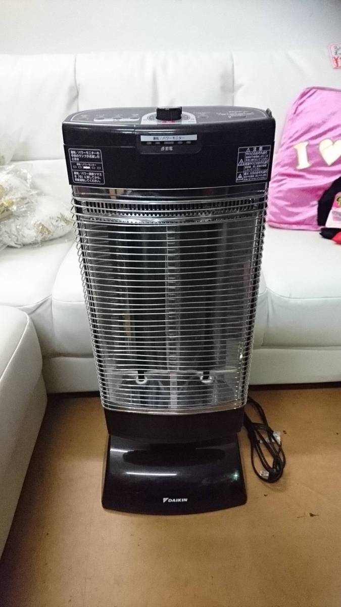DAIKIN 遠赤外線暖房機 セラムヒート CER11PS 2013年製 電気ヒーター