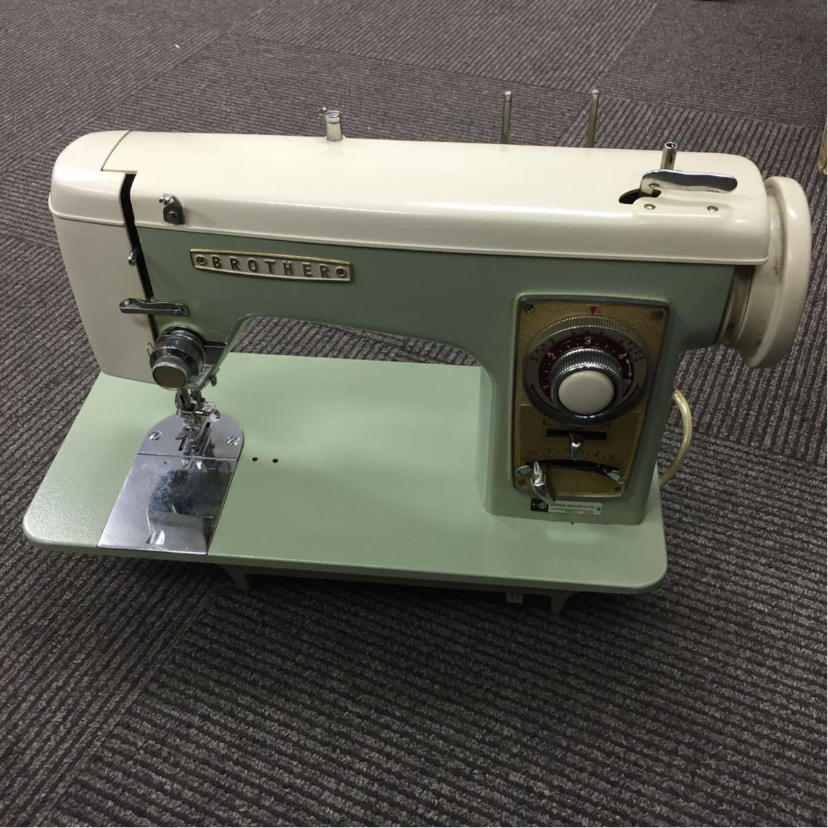 ブラザー BROTHER J-01 ミシン 頭のみ