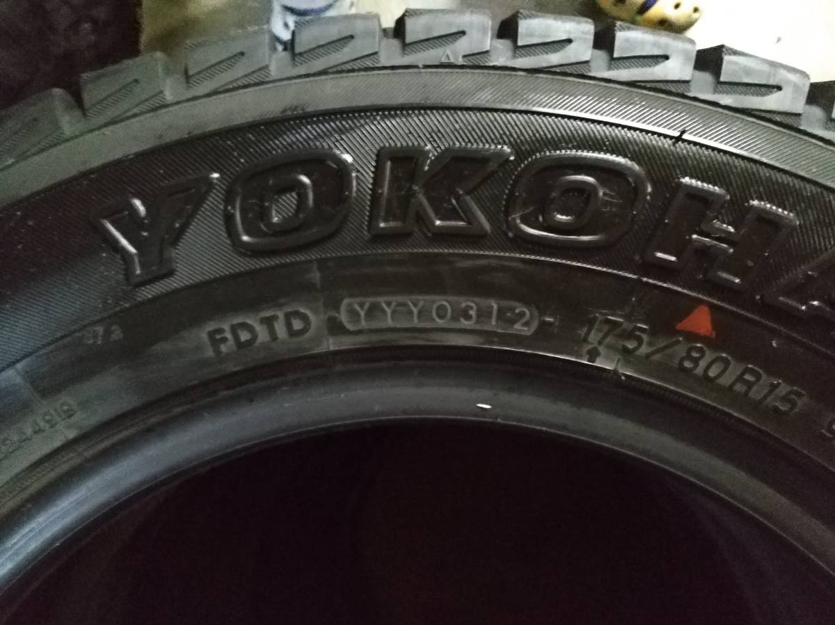 先着1名！バリ山 175/80R15 ヨコハマ　GEOLANDER スタッドレス　4本　パジェロミニ　テリオスキッド　ジムニー