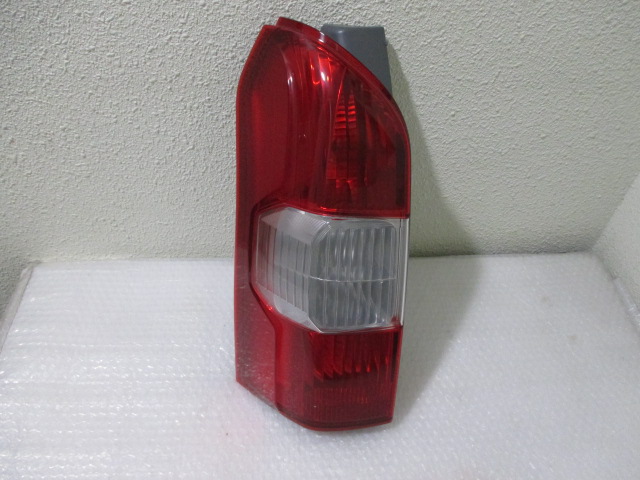 NCP50 プロボックス 純正 左テールランプ ICHIKOH 52-280