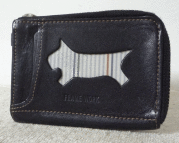 フレームワーク　FRAMEWORK　レザー　黒×犬柄型抜き　パス、コインケース
