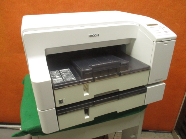 g242402972.3