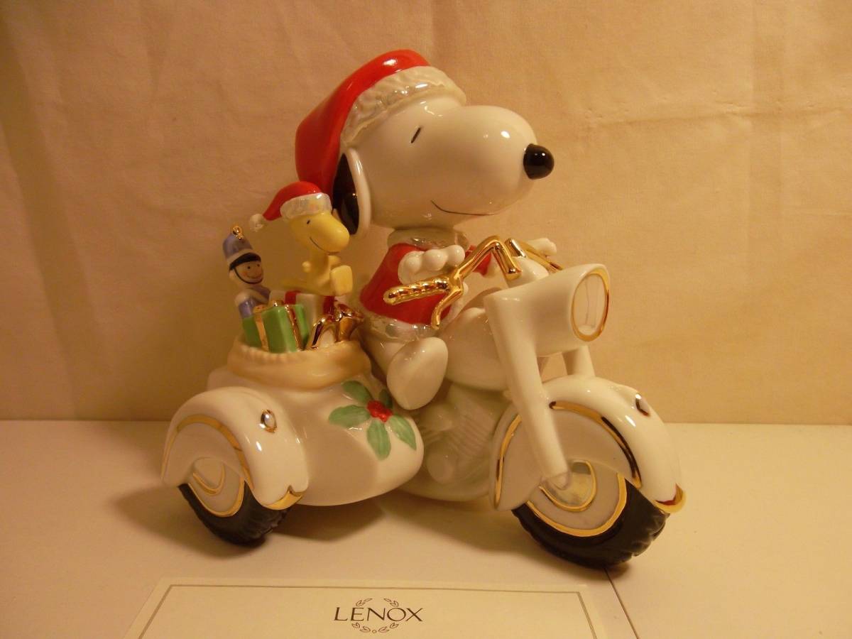 美品！！　#315 LENOX PEANUTS　スヌーピー　サンタ　クリスマス　フィギュア
