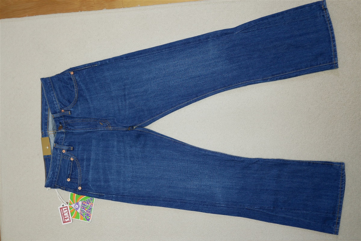 VINTAGE CLOTHING LEVI