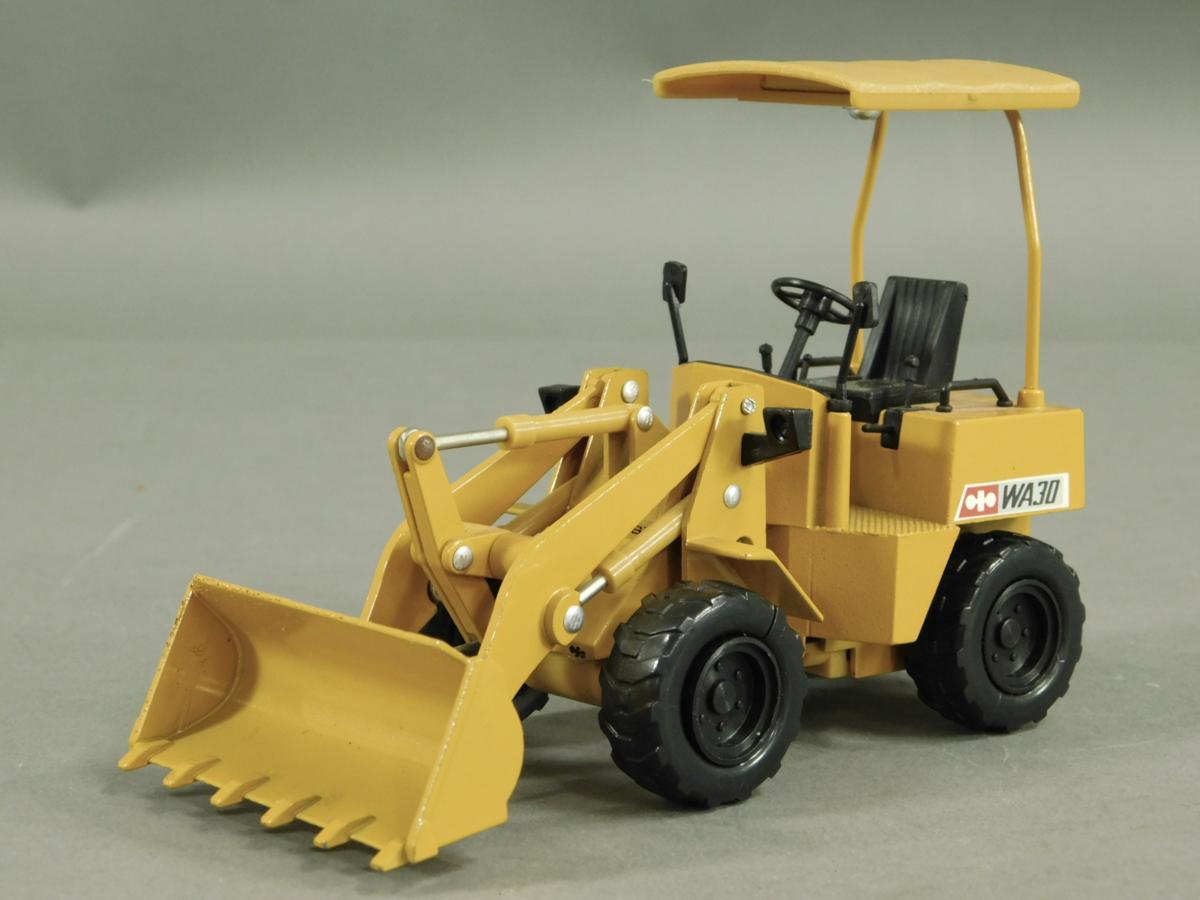 コマツ(KOMATSU)ホイールローダー WA30 1/25スケール 米澤玩具 