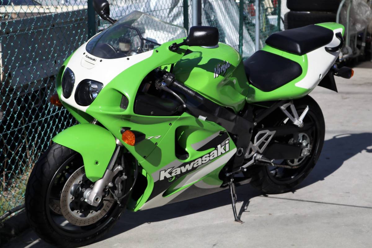 だいず CBX125カスタム、書類、鍵付き！ | THEPARKCOMPANIES.COM