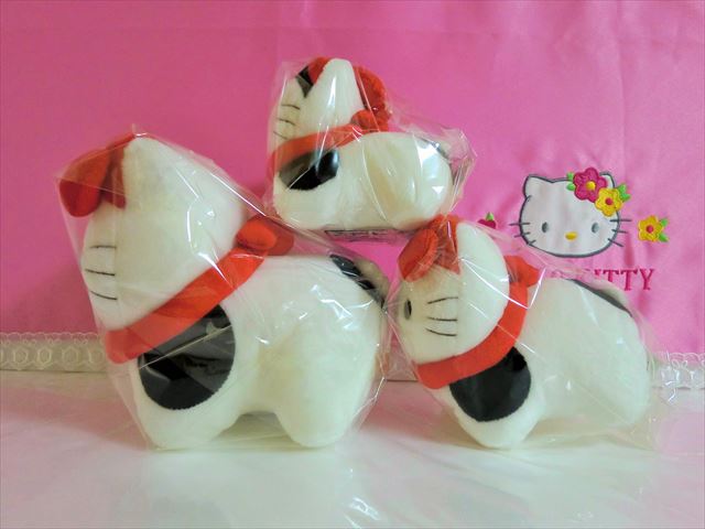 タグつき未使用 ハローキティ 狛犬 鈴つき3個セットぬいぐるみ-販売の