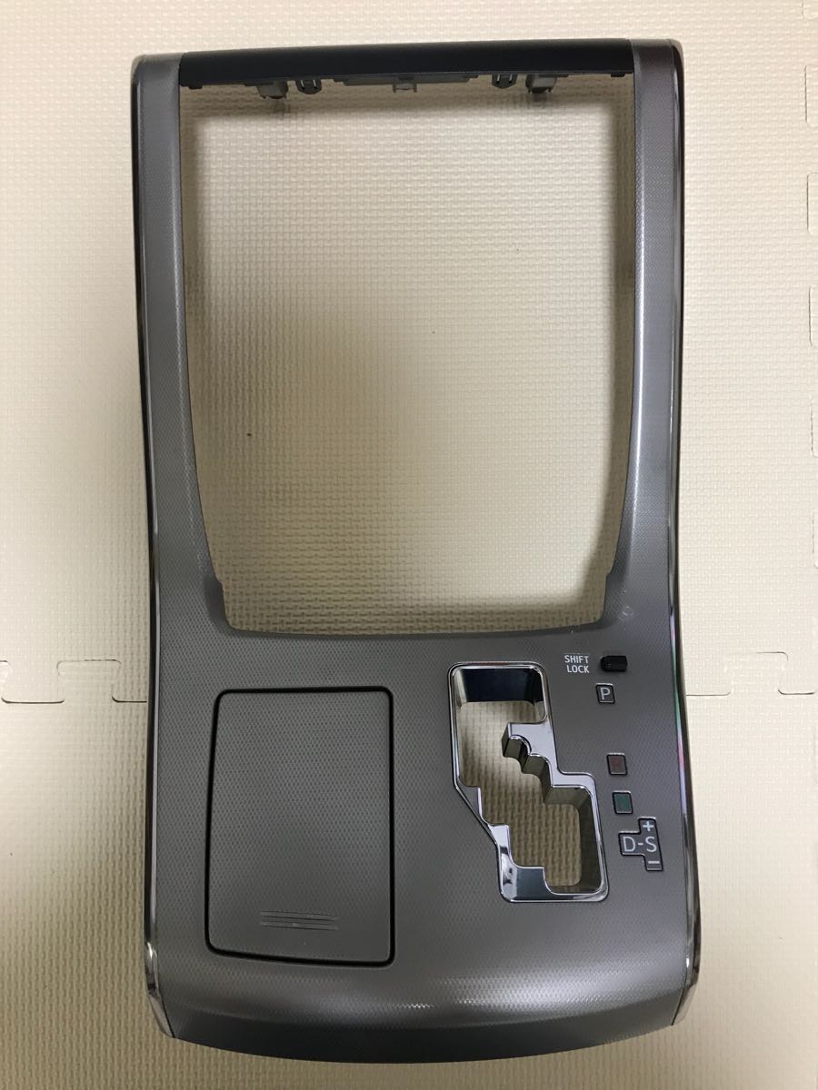 【美品】上級グレード センターパネル スパッタリング ヴェルファイア アルファード 20