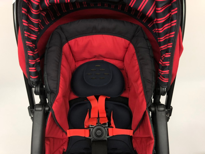 【超美品＋洗浄済】コンビ メチャカル ハンディ オート4キャス HF_3