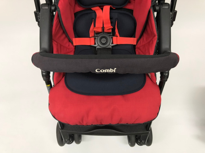 【超美品＋洗浄済】コンビ メチャカル ハンディ オート4キャス HF_4